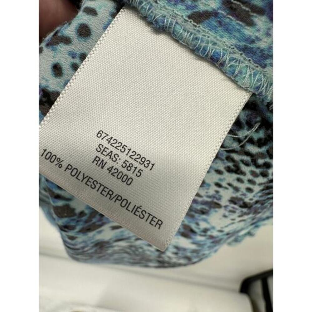 Jaclyn Smith Collection Top Women LARGE Blue Snakeskin Print Button Down - Picture 7 of 9